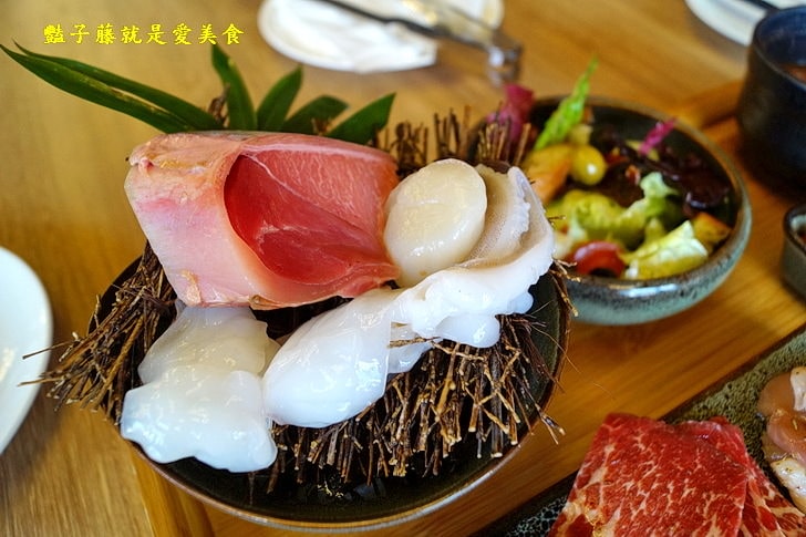 【義燒肉】新竹金山街美食.老爸現撈.岳父用心.義式日式創意商業午餐.甜點比利時蜂鳥冰淇淋與阿芋伯遊泰國