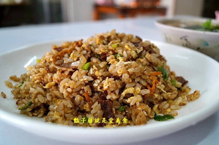 【大雅正統魷魚羹羊肉羮】台中大雅在地小吃．食尚玩家報導台灣小吃．羊肉炒飯與魷魚羹和肉角飯是人氣招牌