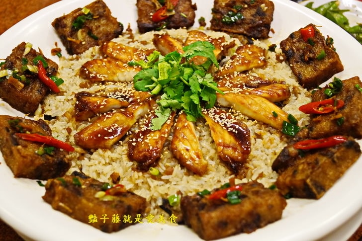 魚人船釣海鮮餐廳．總鋪師辦桌．台菜海鮮吃好料【豔子藤就是愛美食】