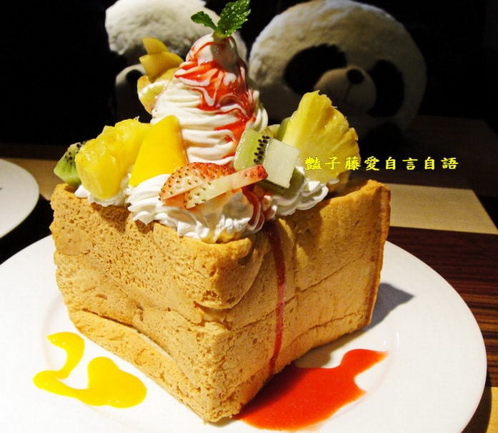 下午茶PK賽！甜點超夢幻！好吃甜點推薦懶人包【豔子藤就是愛美食】