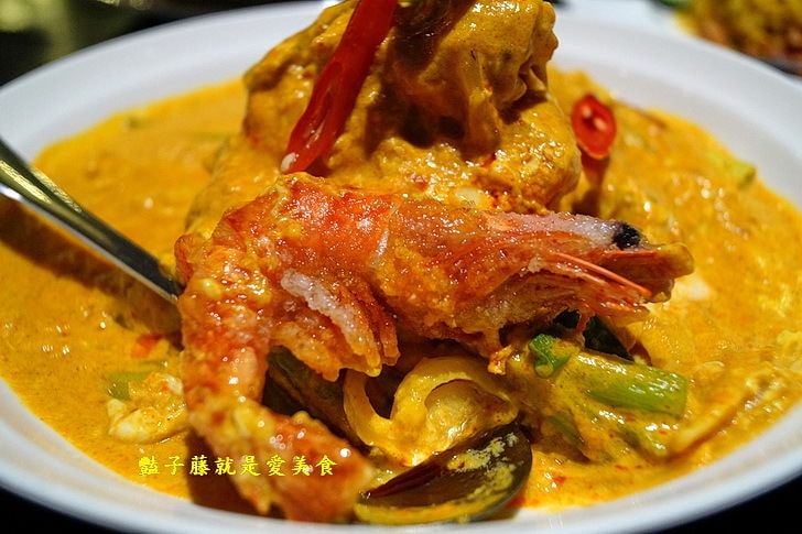 【泰食尚泰式餐廳】台中南屯泰式料理大墩店．紅咖哩炒椰汁豬搭泰國茉莉香米飯．咖哩草蝦滑蛋柔嫩好吃