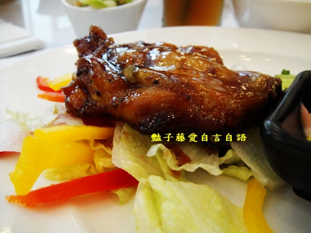 統一渡假村谷關溫泉養生會館松饕樓。日式溫泉套餐蒲燒雞腿排+和風香酥魚排+下午茶【豔子藤就是愛美食】