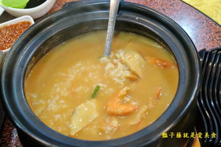 【大祥海鮮屋】台中平價海鮮.五星飯店主廚私房菜.燒鴨.萬巒豬腳.澎湖海產.辣椒筍子雞湯.招牌美味推薦