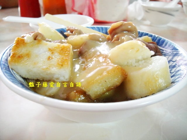 雲林在地小吃＆北港金捷發煎盤粿在五金行吃早餐【豔子藤就是愛美食】登上聯合新聞網首頁
