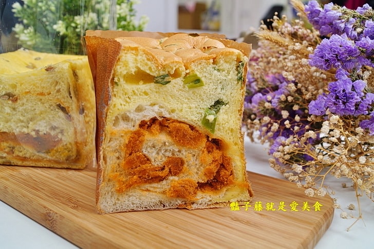【品麵包】台中吐司專賣店.早晨六點半.中部最早出爐的完熟吐司.愛上吐司.50種吐司.日系歐式麵包細細品味