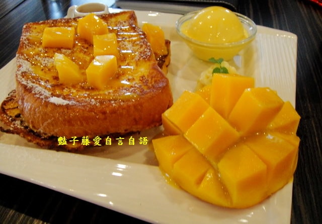 鯊魚咬吐司．墨西哥丁骨厚切豬排豪邁咬一口【豔子藤就是愛美食】