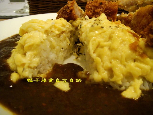 Demi House日式洋食館．超強手工漢堡排+起司豬排咖哩蛋包飯【豔子藤就是愛美食】