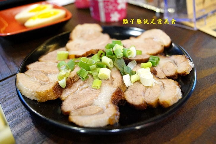 【鹿兒島拉麵火鍋專門店】豐原廟東小吃美食．豐原平價好吃拉麵．台灣口味相撲拉麵．誰來挑戰？