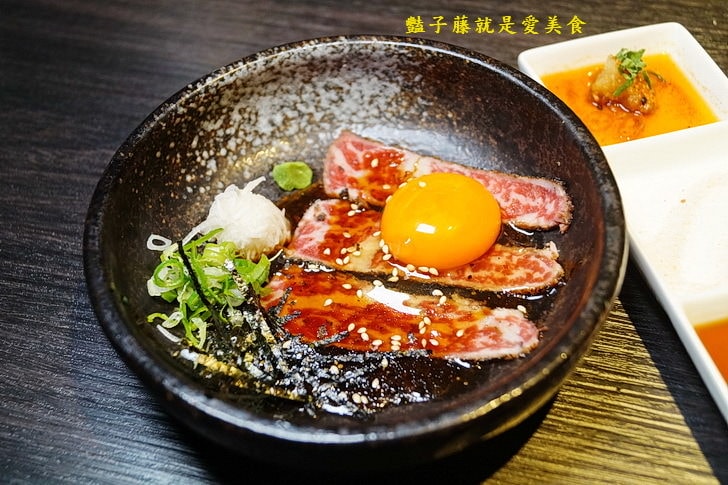 【Nikuniku肉肉燒肉五權西店】台中燒肉.1680豚肉雙人套餐.伊比利豬.松阪豬.海鮮干貝大草蝦.北谷櫻桃鴨幸福饗宴