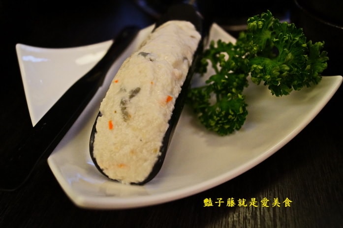 鍋無二極鮮鍋物.豐原火鍋巴蜀麻辣.東北酸菜.金黃泡菜道地好湯頭【豔子藤就是愛美食】