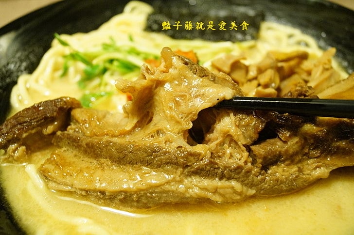 【赤坂拉麵】台中好吃拉麵.日式肋排拉麵豪邁吃.日本電視冠軍拉麵.逢甲文華道店.說好的地獄麻辣拉麵超過癮