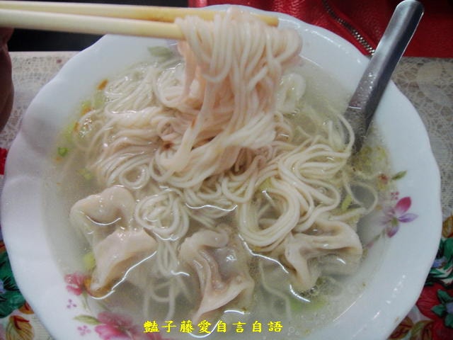 雲林在地小吃＆北港阿嬤扁食湯+麻醬麵+滷蛋小菜的無招牌小吃【豔子藤就是愛美食】登上聯合新聞網首頁