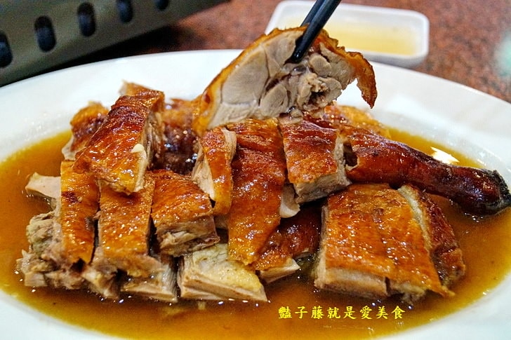 【大祥海鮮屋】台中平價海鮮.五星飯店主廚私房菜.燒鴨.萬巒豬腳.澎湖海產.辣椒筍子雞湯.招牌美味推薦