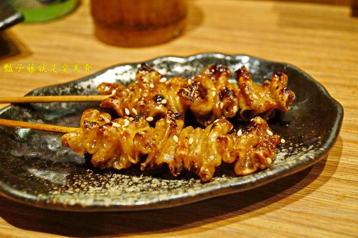 【新竹Moibon炭火串燒】新竹城隍廟美食．隱藏巷弄裡的日式串燒居酒屋．豔子藤美食地圖