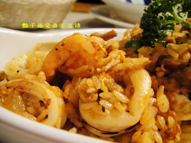 台中異國美食＆加州風洋食館香辣咖哩海鮮飯+巧克力蛋糕佐野莓雪酪【豔子藤就是愛美食】登上聯合新聞網首頁