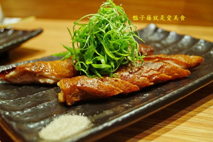 【新竹Moibon炭火串燒】新竹城隍廟美食．隱藏巷弄裡的日式串燒居酒屋．豔子藤美食地圖