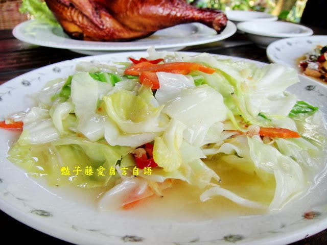 橄欖樹夢想園地。招牌美食搖擺雞想吃要先預訂【豔子藤就是愛美食】感謝推薦登上聯合新聞網首頁