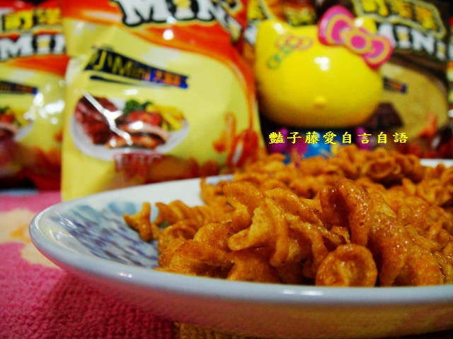 茶點零食＆可樂果mini巧克力BBQ咖哩。好吃零嘴大爆發【豔子藤美食嚐鮮試吃報告】