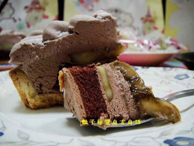甜食糕點＆拉米爾法式烘焙夢工場。香蕉巧克力牛乳派和超濃牛乳牛軋糖的幸福之味【豔子藤美食嚐鮮試吃報告】