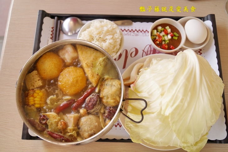 【草泥馬咖啡】台中新社親子遊．可愛草泥馬萌翻天．餵食草泥馬教戰守則．豔子藤旅遊地圖