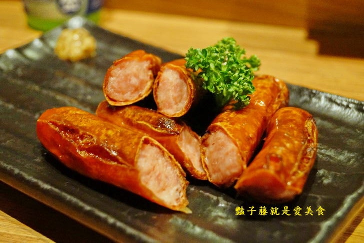 【新竹Moibon炭火串燒】新竹城隍廟美食．隱藏巷弄裡的日式串燒居酒屋．豔子藤美食地圖
