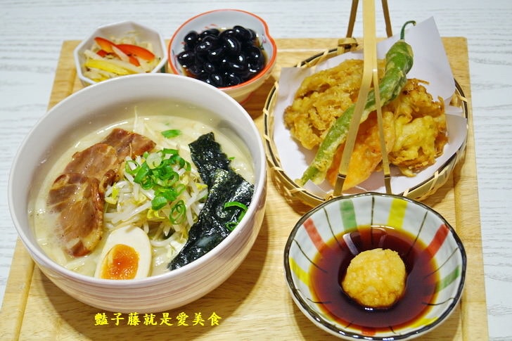 【台中梨子咖啡館】臺中音樂美食餐廳.碳烤頂級肋眼牛排.酥烤德國豬腳.關東風壽喜燒.崇德店得饗主宴