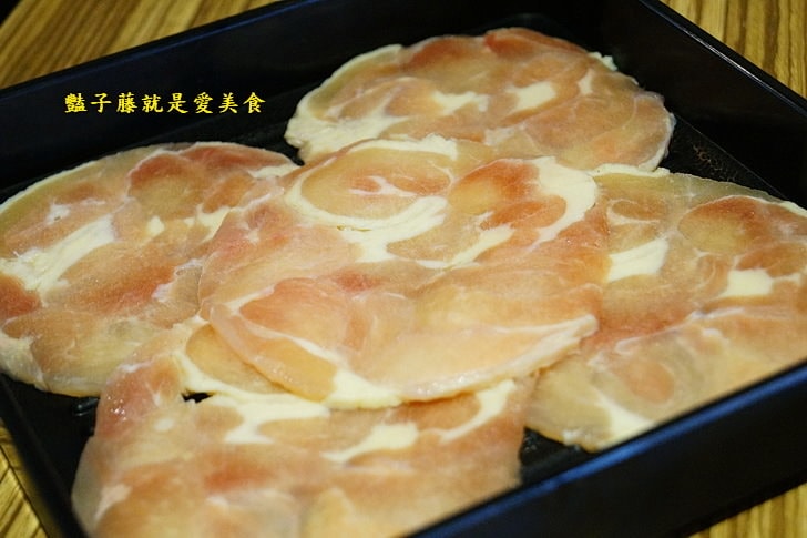 【紙鶴壽喜燒】中科壽喜燒吃到飽.西屯鍋物.壽喜昆布鴛鴦鍋.安格斯霜降牛和牛五花吃得過癮