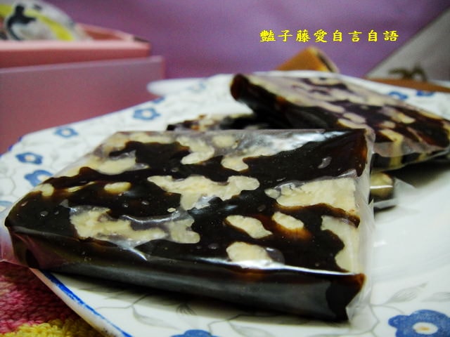 甜食糕點＆元祖核棗糕送禮送到心坎裡的春節伴手禮。同場加映哆啦A夢最愛黃金銅鑼燒【豔子藤美食嚐鮮試吃報告】