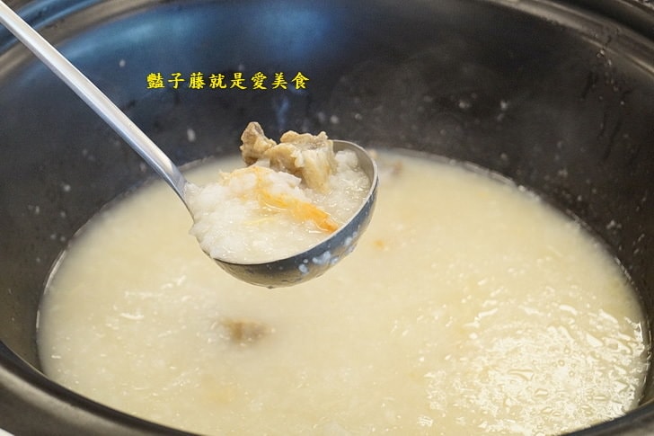 【蒸龍宴】台中大雅美食海鮮餐廳.秋蟹肥美.波士頓龍蝦鮮甜彈牙.精華粥底人間美味.蒸氣養生海鮮館.蒸食好料理