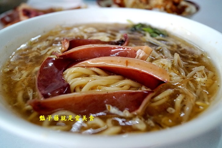 【大雅正統魷魚羹羊肉羮】台中大雅在地小吃．食尚玩家報導台灣小吃．羊肉炒飯與魷魚羹和肉角飯是人氣招牌