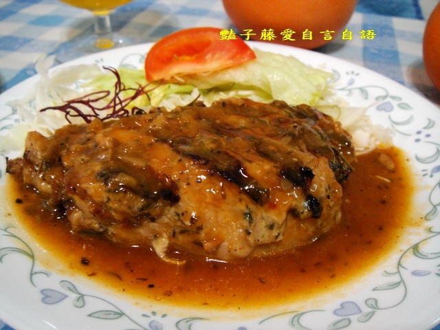 青醬米飯鑲雞腿+風味碳烤豬里脊排懶人料理．有食候【豔子藤美食嚐鮮試吃報告】