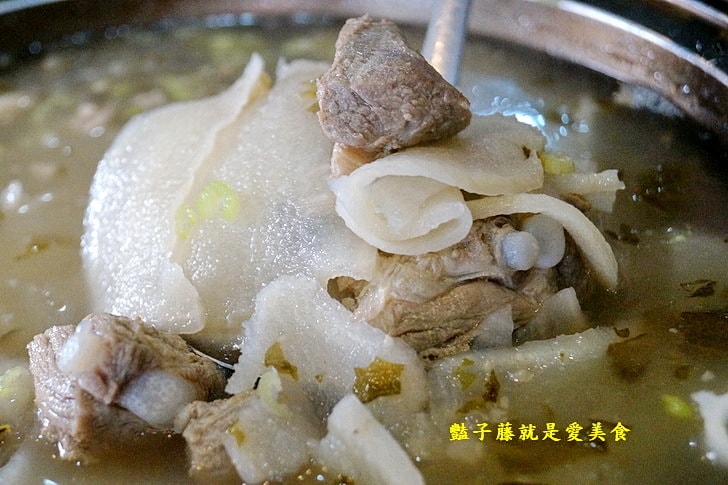 【大祥海鮮屋】台灣美食道地客家菜.台中西屯區美食.客家盆菜很經典.梅干扣肉與魚脯燜豆腐好吃又下飯
