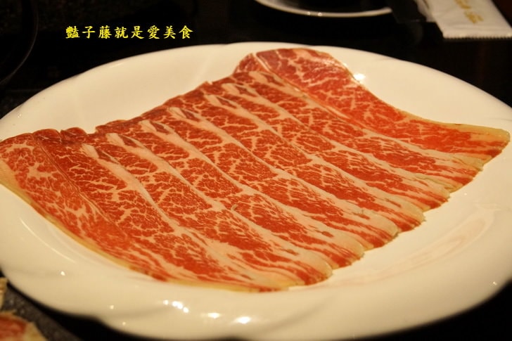 【潮鍋本家鍋物料理】台中市公益路美食.大滿貫海陸鴛鴦鍋.雙味壽喜燒.浪漫火烤兩吃.豔子藤美食地圖