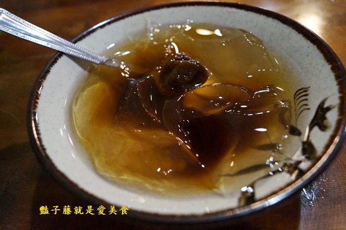 高雄美食寶來36號咖啡愛玉．酸梅愛玉冰清涼消暑【豔子藤就是愛美食】