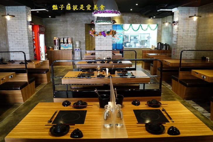 【紙鶴壽喜燒】中科壽喜燒吃到飽.西屯鍋物.壽喜昆布鴛鴦鍋.安格斯霜降牛和牛五花吃得過癮