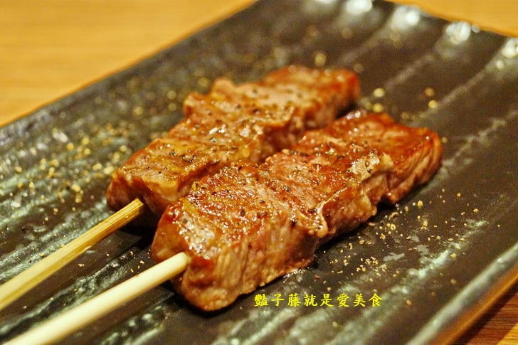 【新竹Moibon炭火串燒】新竹城隍廟美食．隱藏巷弄裡的日式串燒居酒屋．豔子藤美食地圖