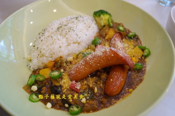 台中北平路美食．加湯專賣好湯．奶油起司焗烤麵包彈好食【豔子藤就是愛美食】