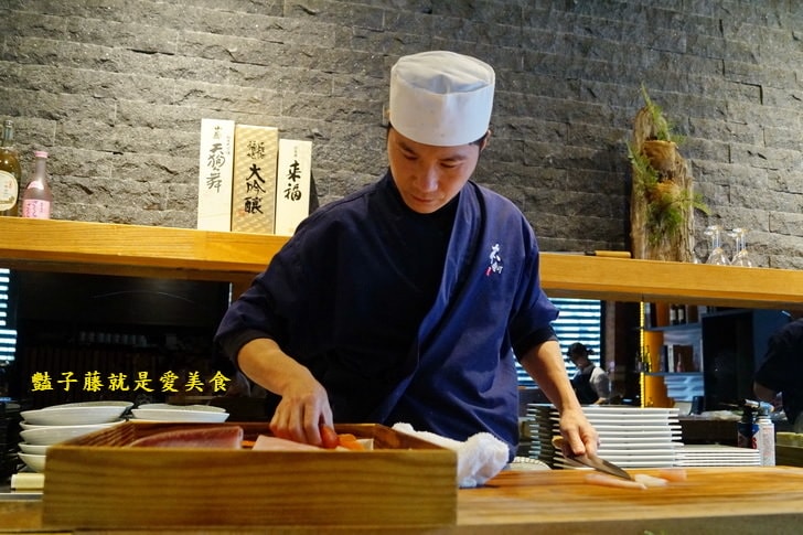 【本壽司】台中日式料理推薦．不敢吃生魚片也讚不絕口的本壽司無菜單料理