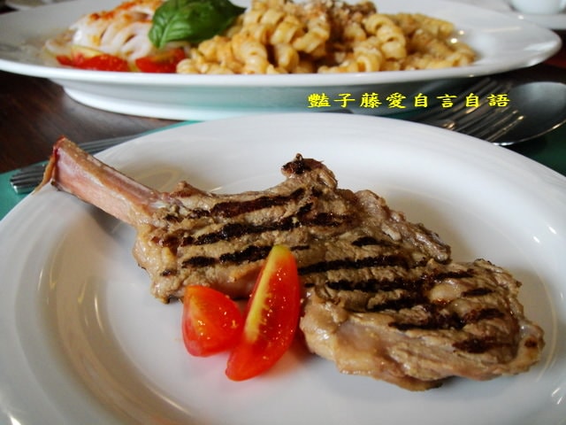 美味盡在k2小蝸牛廚房．四種起司的披薩傳統義大利慢食【豔子藤就是愛美食】