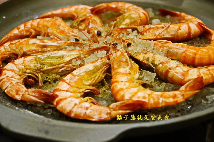 魚人船釣海鮮餐廳．總鋪師辦桌．台菜海鮮吃好料【豔子藤就是愛美食】