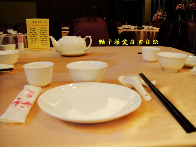 台中港式飲茶＆六福樓。人不可貌相鮮蝦腐皮捲蟹黃蒸燒賣【豔子藤就是愛美食】感謝推薦登上聯合新聞網首頁