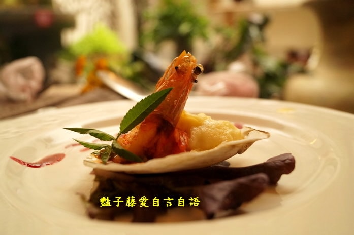 臺中市東海藝術街商圈樂活深度一日遊【豔子藤臺中商圈一日遊】