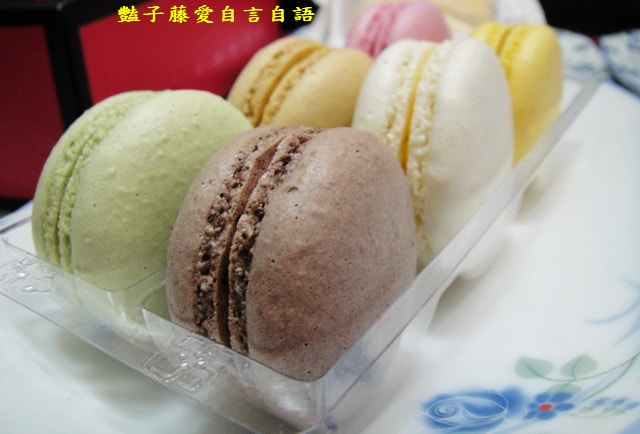 甜食糕點＆金格法式馬卡龍彌月禮盒。尊寵我的小寶貝雙層禮盒【豔子藤美食嚐鮮試吃報告】