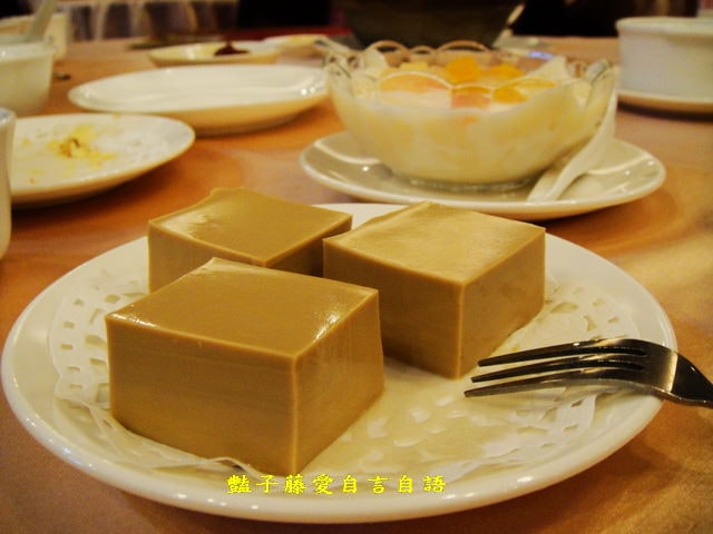 台中港式飲茶＆六福樓。人不可貌相鮮蝦腐皮捲蟹黃蒸燒賣【豔子藤就是愛美食】感謝推薦登上聯合新聞網首頁