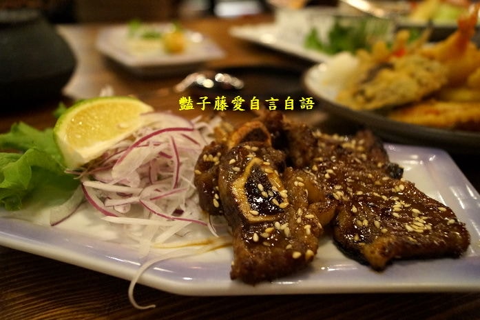 大江戶町居酒屋．炭火石燒鰻魚丼日式燒烤料理【豔子藤就是愛美食】