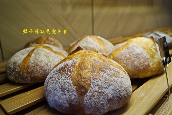 台中公益路好吃冰淇淋．FRajo南瓜雪酪透心涼【豔子藤就是愛美食】