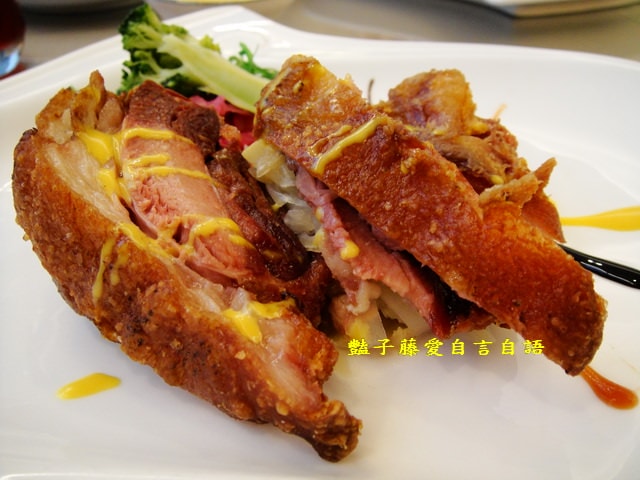 台中異國美食＆亞加珞義式廚房焗烤燉飯義大利麵披薩吃到飽【豔子藤就是愛美食】