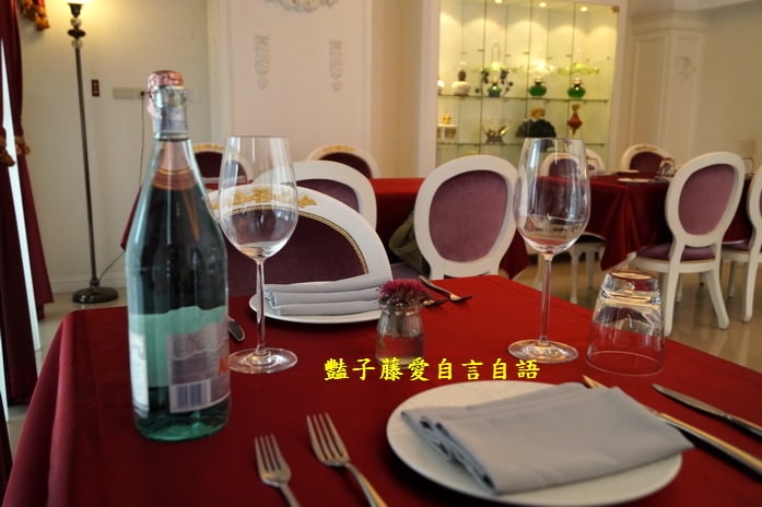 羅西亞牛排相約情人節餐廳．台中夏蒙法式小館【豔子藤就是愛美食】