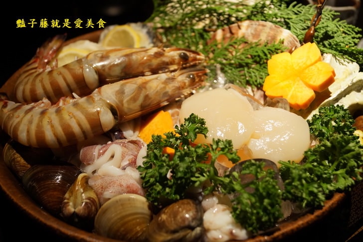 【潮鍋本家鍋物料理】台中市公益路美食.大滿貫海陸鴛鴦鍋.雙味壽喜燒.浪漫火烤兩吃.豔子藤美食地圖