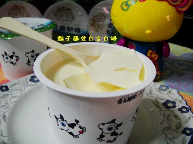 甜食糕點＆初鹿牧場義式鮮奶酪。就是這麼實在的濃醇香【豔子藤美食嚐鮮試吃報告】